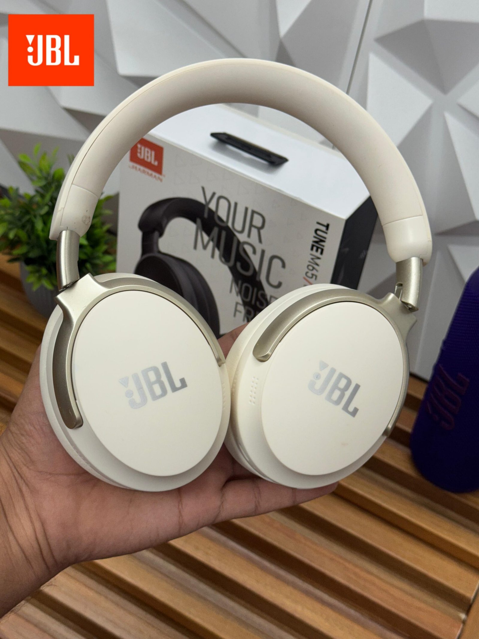 JBL TUNE M65 LIMITED EDITION HEADPHONES - Image 2