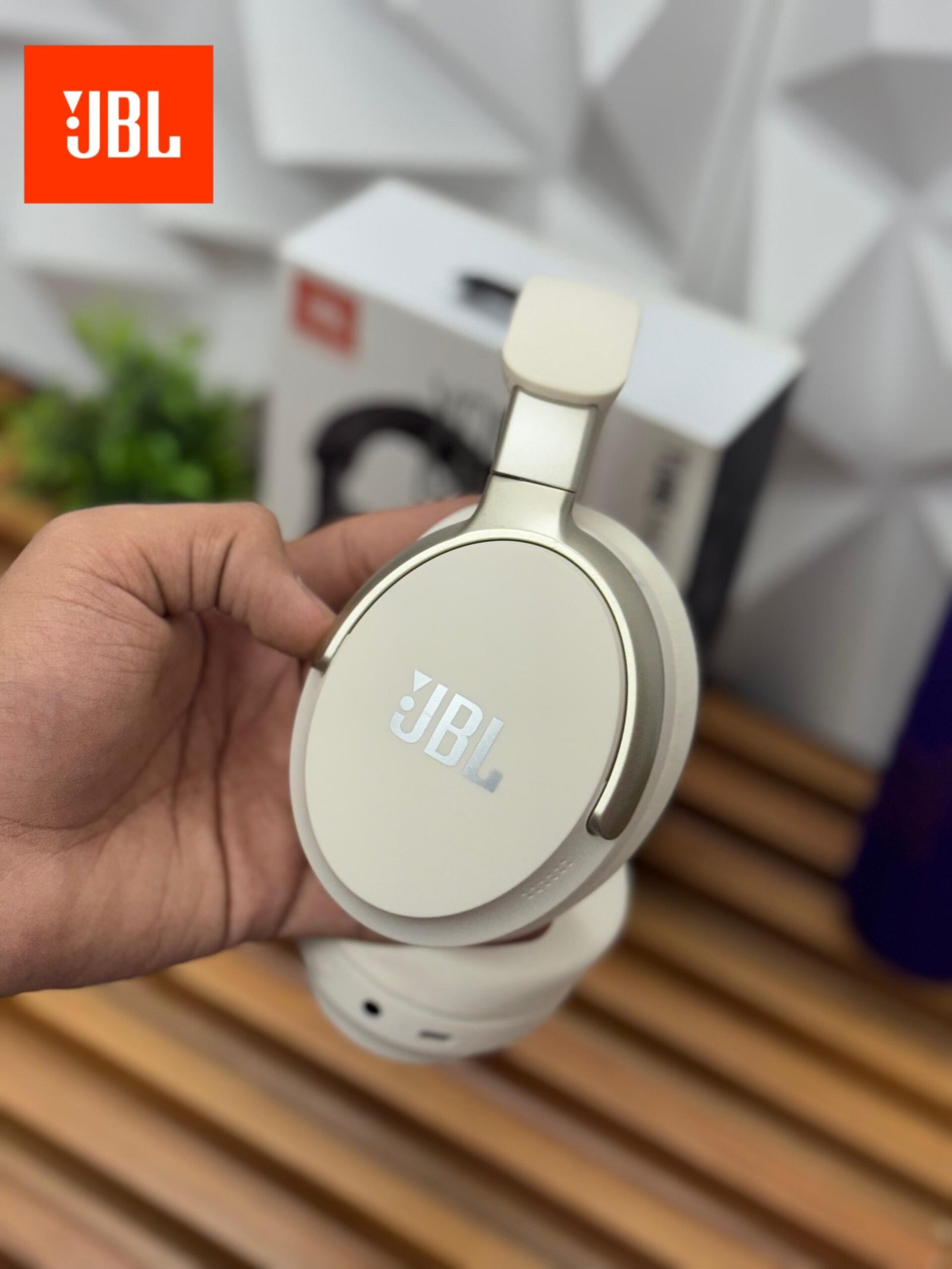 JBL TUNE M65 LIMITED EDITION HEADPHONES - Image 5
