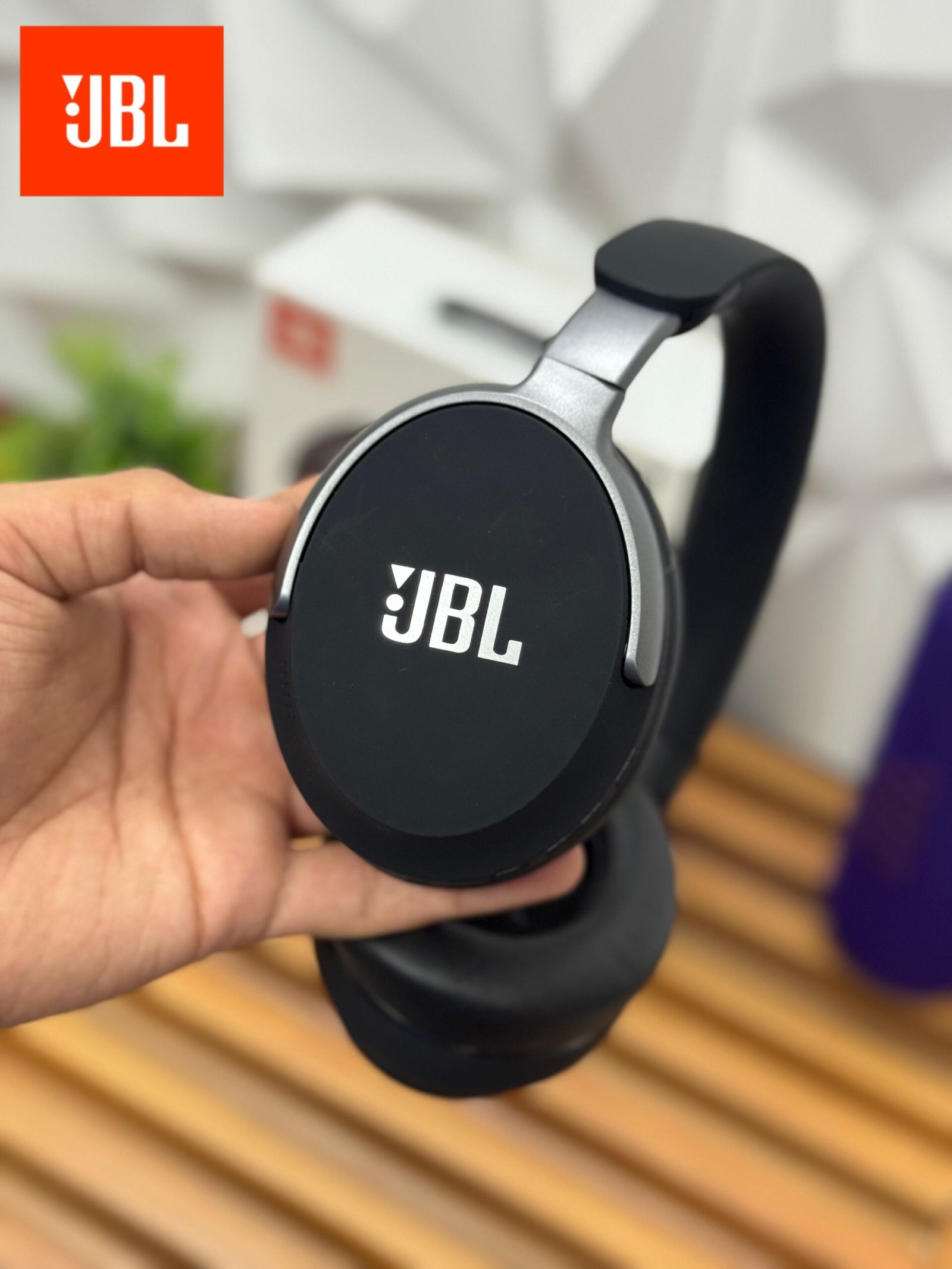 JBL TUNE M65 LIMITED EDITION HEADPHONES - Image 4