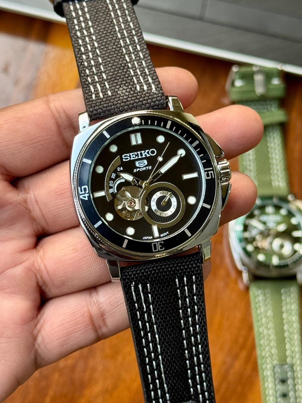SEIKO 5 SPORTS AUTOMATIC - Image 3